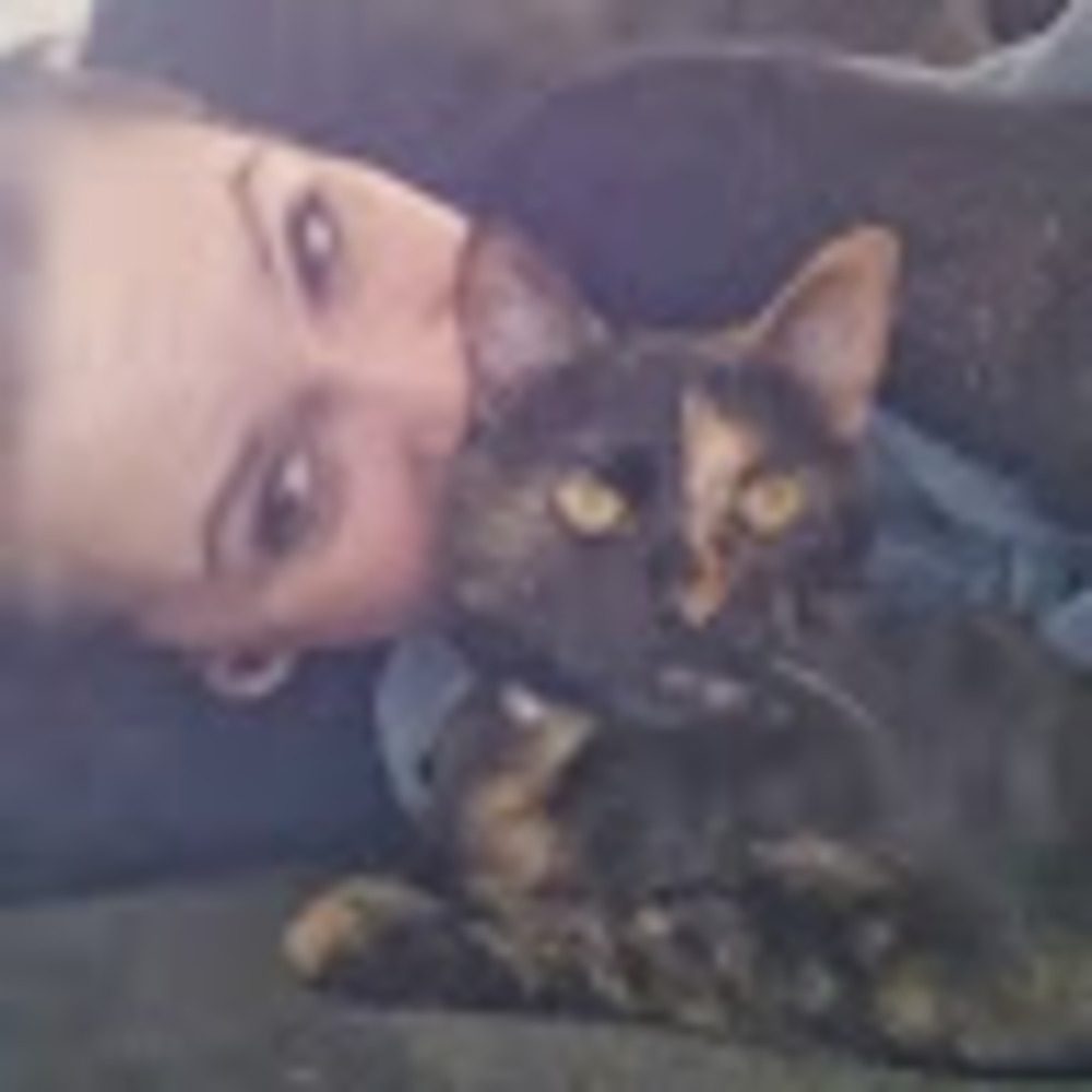 Meet your Posher, Chloe